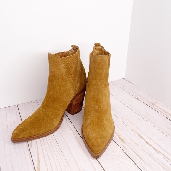 Marc Fisher Gradi Western Suede Brown Tan Ankle Boots Size 10 - Picture 2 of 6